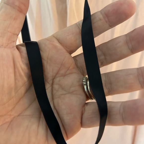 Love & Legend Soft pinkish top1x ribbons , front neck criss cross - new - Picture 4 of 11